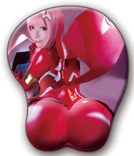 Olivie in the Franxx Photobook 寫真書